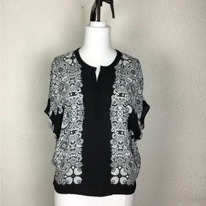 Carmen Womens Blouse Size XS Lightweight Sleeveless Floral Tunic